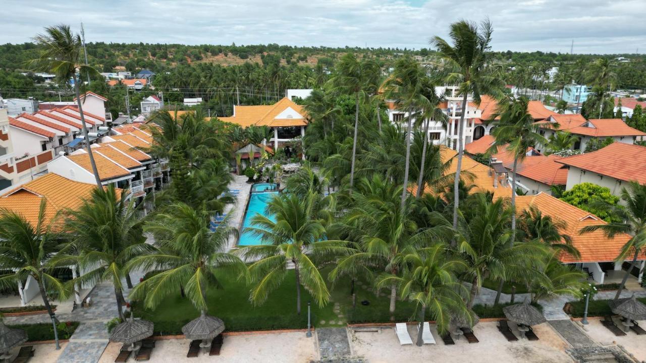 Ravenala Muine Resort Phan Thiet Exteriör bild