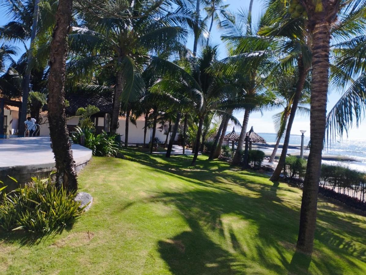 Ravenala Muine Resort Phan Thiet Exteriör bild